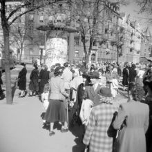 Strandvägen vid Djurgårdsbron. Narvavägen t.v