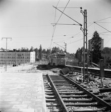 Västertorp. Linje 14 på väg in i vändslingan.