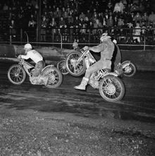 Hammarby Idrottsplats, Speedway. Getingarna möter Kaparna