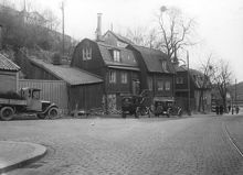 Äldre trähusbebyggelse nedanför Ersta kapell. Folkungagatan 113