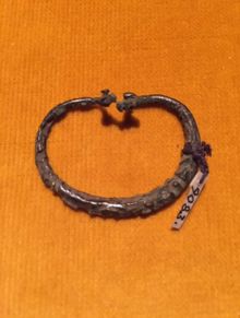 Vikingatida ringspänne