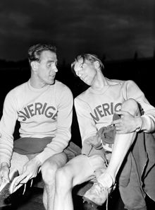 Stadion. Två svenska friidrottare. T.v. Ingvar Bengtsson.