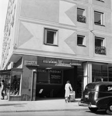 Nedgången till tunnelbanan vid Medborgarplatsen 1952