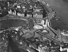 Flygbild över Slussen mot nordost. I bakgrunden Gamla Stan