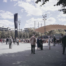 Spårvägens musikkår spelar i Kungsträdgården