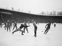 Bandymatch på Stadion mellan AIK och Nässjö