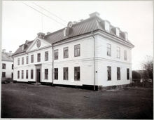 Barnängstvärgatan 1, huvudbyggnaden