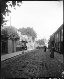 Fjällgatan österut från nr 9