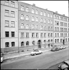 Danderydsgatan 26. Huset inför rivning 1960