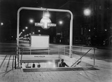 Station Ringvägen. Exteriör från söder i kvällsbelysning