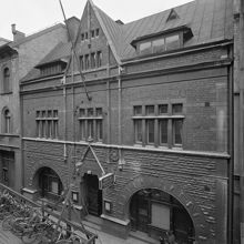 Arbetareinstitutet, fasaden vid Klara Norra Kyrkogata 8