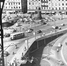Vy över Slussen mot Gamla Stan från Katarinahissen