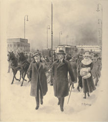 Gatubild med hästskjuts och spårvagn 1928