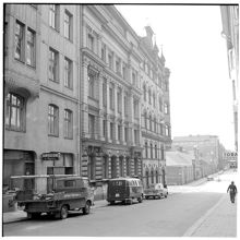 Riddargatan 26 västerut mot Artillerigatan