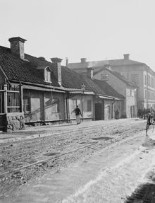 Wollmar Yxkullsgatan 18. Huset revs 1915. Dåvarande kv. Gripen. Nu Wollmar Yxkullsgatan 30, kv. Magistern