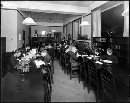 Interiör från Barn och ungdomsbiblioteket