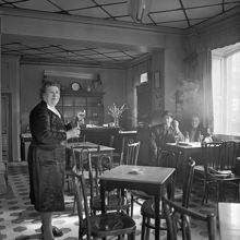 Malmskillnadsgatan 38. Fru Maja Eks Café