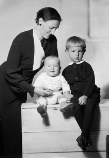 Porträtt av mor och barn, Webiörn