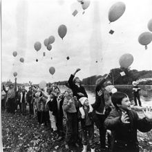Manilla: Ballonguppsläpp vid Djurgårdsbrunnsviken