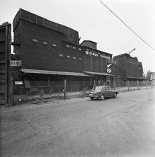 Olaus Olssons kolimport AB. Tegelviksgatan 63 - 65