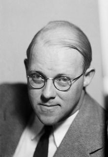 Porträtt av man, Palme