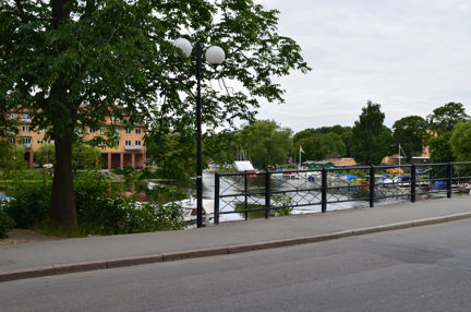 Thorstens Johnssons litterära skylt på Långholmsbron.