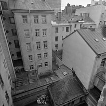 Gården vid Holländargatan 27 och Tegnérgatan 26-28