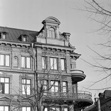 Karlavägen 45 mot hörnet av Sturegatan. Fasaddetaljer