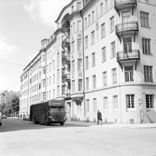 Hörnet Kommendörsgatan 35 t.v. och Grevgatan 55