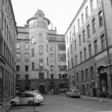 Grev Turegatan 11 i fonden.