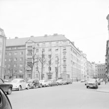Hörnet av Skeppargatan 56 t.v. och Kommendörsgatan 33