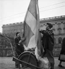Gatukontorets flagghissare i arbete