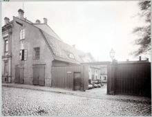 Garvaregatan n:r 9, fr. gatan