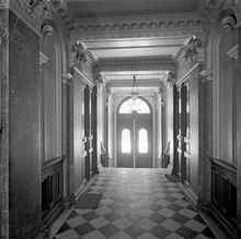 Skeppargatan 52. Interiör från entrén