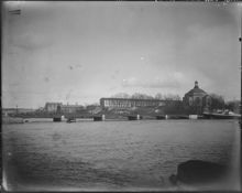 Utsikt från Logårdstrappan mot Skeppsholmen med Skeppsholmskyrkan och nuvarande Östasiatiska museet
