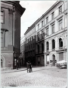 Fredsgatan 18 sett från Gustav Adolfs Torg