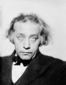 Porträtt av man, Åberg