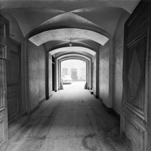 Blasieholmstorg 14. Portgången