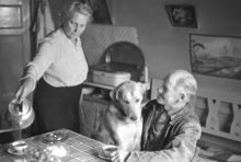Rehnsgatan 20, 1 tr. Hos familjen John och Anna Svensson. (Ställningsbyggare John Svensson.)