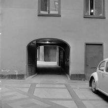 Regeringsgatan 59. Portgång