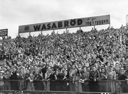 Råsundastadion. Landskamp i fotboll Sverige- Jugoslavien