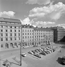 Östra sidan av Brunkebergstorg. Brunkebergstorg 20-12