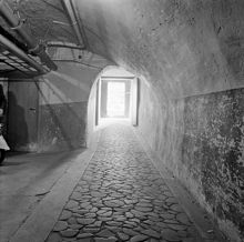 Norra Smedjegatan 34. Gång till Regeringsgatan 39