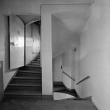 Tantogatan 43, trapphus. F.d. Tanto Sockerbruk, nedlagt 1956. Nu Tantogatan 73, kv. Kulltorp