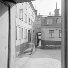 Gården på Grev Turegatan 4 i kvarteret Riddaren.