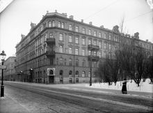 Hörnet av Upplandsgatan 22 och Tegnérlunden 14 i Barnhusväderkvarnen.