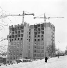 Körsbärsvägen 9. Stockholms nya studenthem Nyponet byggs