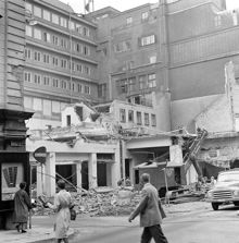 Rivningar i kv. Hästen bakom NK. Från korsningen Regeringsgatan - Smålandsgatan