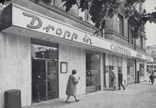 Dropp In. Exteriör åt Fridhemsgatan.