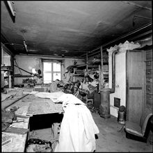 Kvarteret Täppan. Tapetserareverkstad i Bjurholms gamla kontor. Hus A